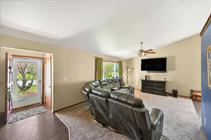 495 E Marquette Ave, Oak Creek, WI 53154 - Photo 24