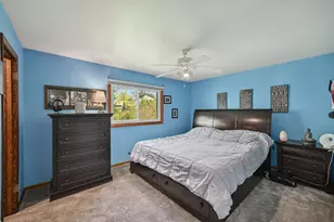 495 E Marquette Ave, Oak Creek, WI 53154 - Photo 8