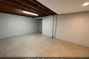 495 E Marquette Ave, Oak Creek, WI 53154 - Photo 18