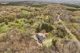 S64W35601 Piper Rd, Eagle, WI 53119 - Photo 62