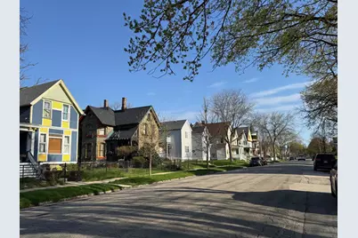 2409 N 1st St, Milwaukee, WI 53212 - Photo 1
