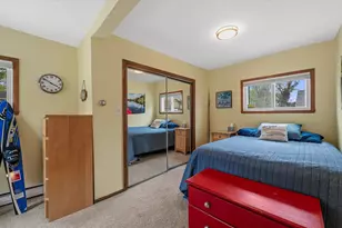 W342N4870 Lindy Ln, Oconomowoc, WI 53058 - Photo 10
