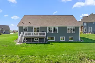 W158N6711 Tamarack Trail, Menomonee Falls, WI 53051 - Photo 52