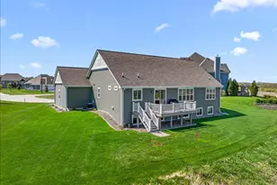 W158N6711 Tamarack Trail, Menomonee Falls, WI 53051 - Photo 58