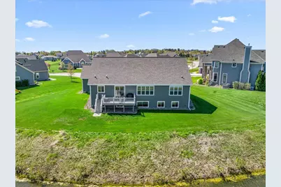 W158N6711  Tamarack Trl, Menomonee Falls, WI 53051 - Photo 56
