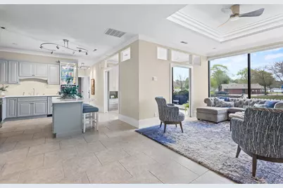101  Broad St #104, Lake Geneva, WI 53147 - Photo 2
