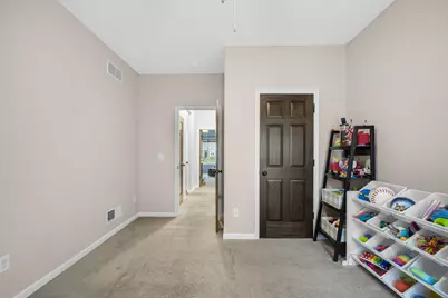1406  Mockingbird Ct, Oconomowoc, WI 53066 - Photo 6