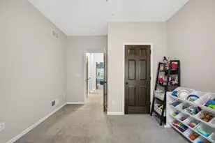 1406 Mockingbird Ct, Oconomowoc, WI 53066 - Photo 6