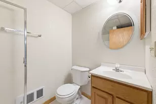 7883 S Scepter Dr, Franklin, WI 53132 - Photo 28