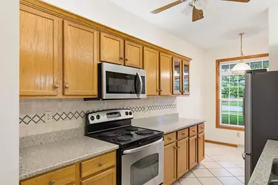 7883 S Scepter Dr #1, Franklin, WI 53132 - Photo 6