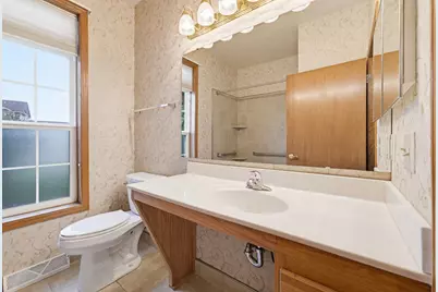 7883 S Scepter Dr #1, Franklin, WI 53132 - Photo 12