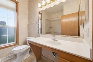 7883 S Scepter Dr, Franklin, WI 53132 - Photo 12