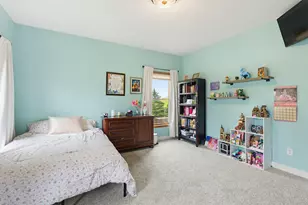 740 Meadow Ridge Ct, Brownsville, WI 53006 - Photo 12