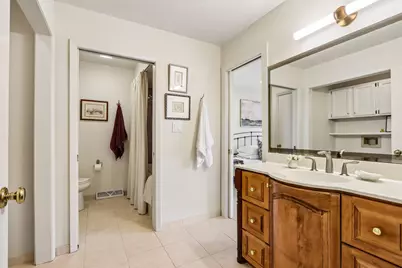 7760 W Tuckaway Shores Dr, Franklin, WI 53132 - Photo 34