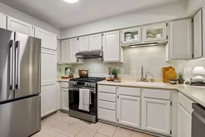 7760 W Tuckaway Shores Dr, Franklin, WI 53132 - Photo 18