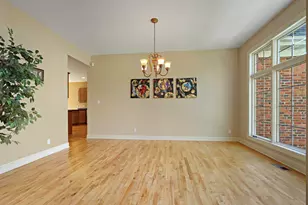 392 Co Rd B, Fontana, WI 53125 - Photo 10