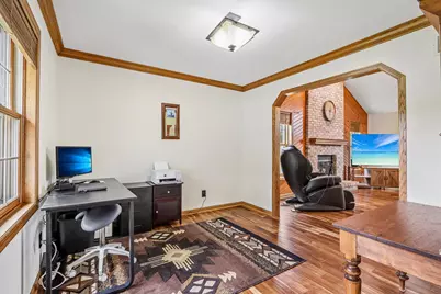 N53W15415  Balsam Dr, Menomonee Falls, WI 53051 - Photo 10