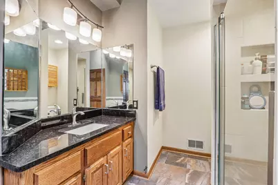 N53W15415  Balsam Dr, Menomonee Falls, WI 53051 - Photo 20
