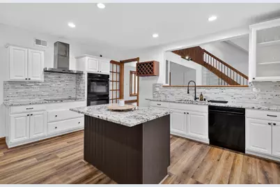S1W31448  Hickory Hollow Ct, Delafield, WI 53018 - Photo 18