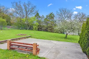408 Dunford Dr, Burlington, WI 53105 - Photo 26