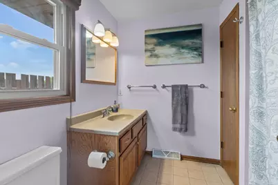 408  Dunford Dr, Burlington, WI 53105 - Photo 10