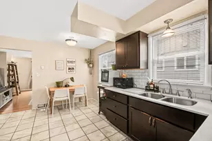 2109 N 70th St, Wauwatosa, WI 53213 - Photo 8