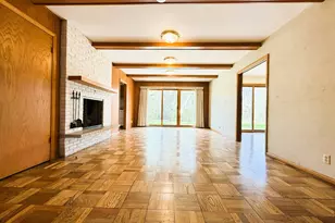 1100 W Duchess Ct, Bayside, WI 53217 - Photo 16