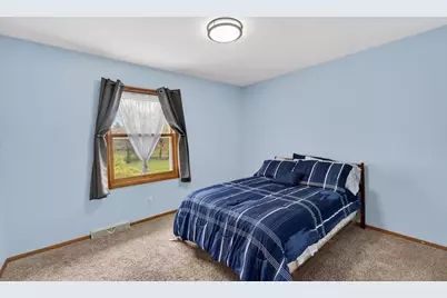 2400  Tammy Ln, Racine, WI 53402 - Photo 16