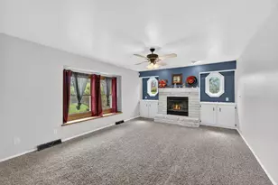 2400 Tammy Ln, Racine, WI 53402 - Photo 10