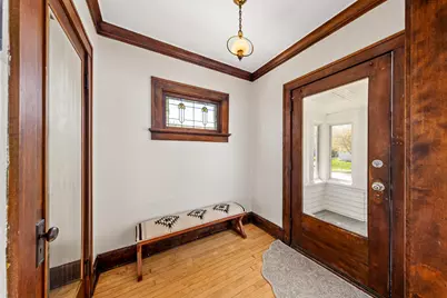 8448 W Lapham St, West Allis, WI 53214 - Photo 4