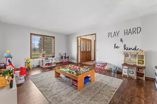 26041 Deer Ridge Trail, Racine, WI 53185 - Photo 16