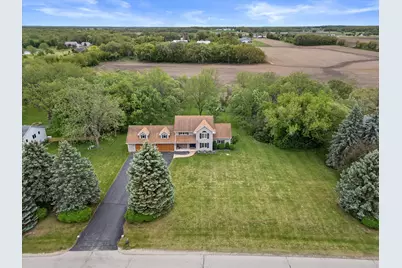26041  Deer Ridge Trl, Racine, WI 53185 - Photo 2