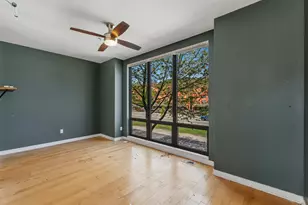 301 Mill Reserve Dr, Waukesha, WI 53188 - Photo 12