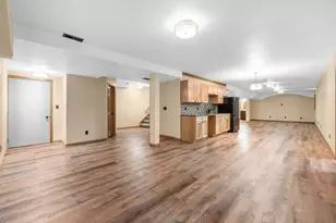 572 Nordic Ct, Slinger, WI 53086 - Photo 34