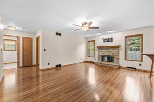 572 Nordic Ct, Slinger, WI 53086 - Photo 14