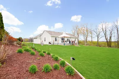 W6996  Hillside Dr, Scott, WI 53001 - Photo 20