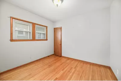 3009 S 48th St, Milwaukee, WI 53219 - Photo 18
