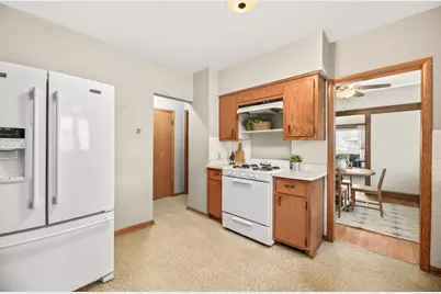 3009 S 48th St, Milwaukee, WI 53219 - Photo 14