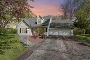 S76W23210 Woodland Ct, Vernon, WI 53103 - Photo 1