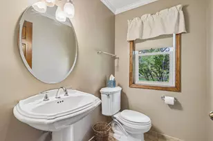 S76W23210 Woodland Ct, Vernon, WI 53103 - Photo 14
