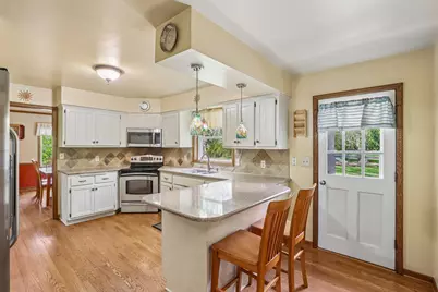 S76W23210  Woodland Ct, Vernon, WI 53103 - Photo 12