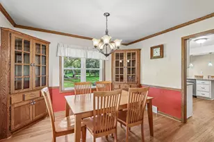 S76W23210 Woodland Ct, Vernon, WI 53103 - Photo 10
