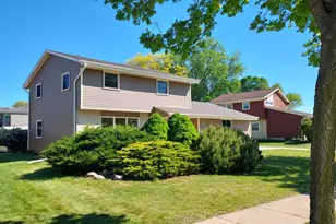 8030 S Waring Dr, Oak Creek, WI 53154 - Photo 2