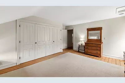 11533 N Parkview Dr, Mequon, WI 53092 - Photo 26