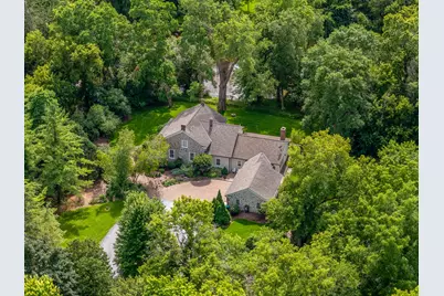 11533 N Parkview Dr, Mequon, WI 53092 - Photo 38