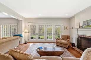 11533 N Parkview Dr, Mequon, WI 53092 - Photo 10