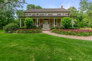 11533 N Parkview Dr, Mequon, WI 53092 - Photo 44