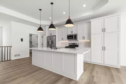 W209N5699  Turnberry Ln #Lt103, Menomonee Falls, WI 53052 - Photo 4