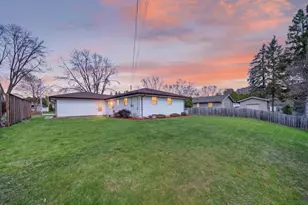 2749 N 31st Pl, Sheboygan, WI 53083 - Photo 26