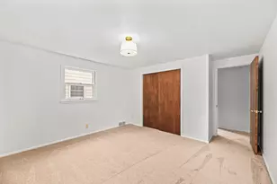 1720 N 117th St, Wauwatosa, WI 53226 - Photo 20